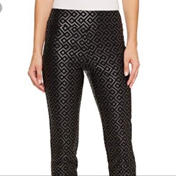Krazy Larry geometric print pull on black ankle pants - Picture 6 of 6